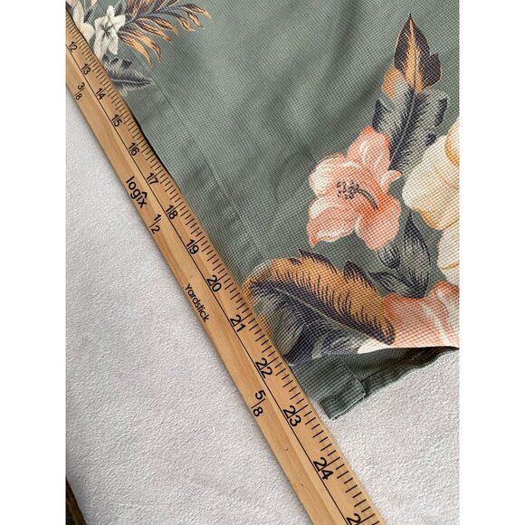 Izod Mens XL Hawaiian Floral Shirt 100% Silk Sage Green Short Sleeve Button-Up - Picture 5 of 8